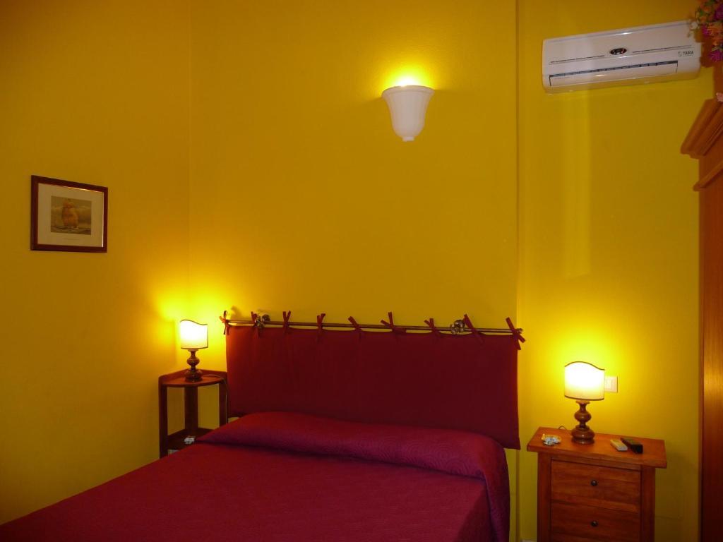 Aldebaran Centro Storico Villa Cagliari Ruang foto
